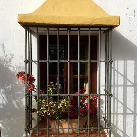 Barros De Luna Guest house