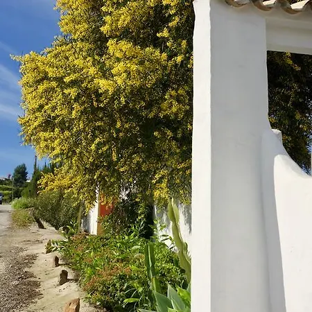 Barros De Luna Guest house *